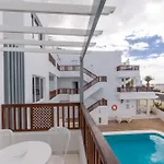 Vista Mar (adults Only) דירה