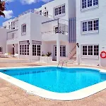 Vista Mar (adults Only) דירה *
